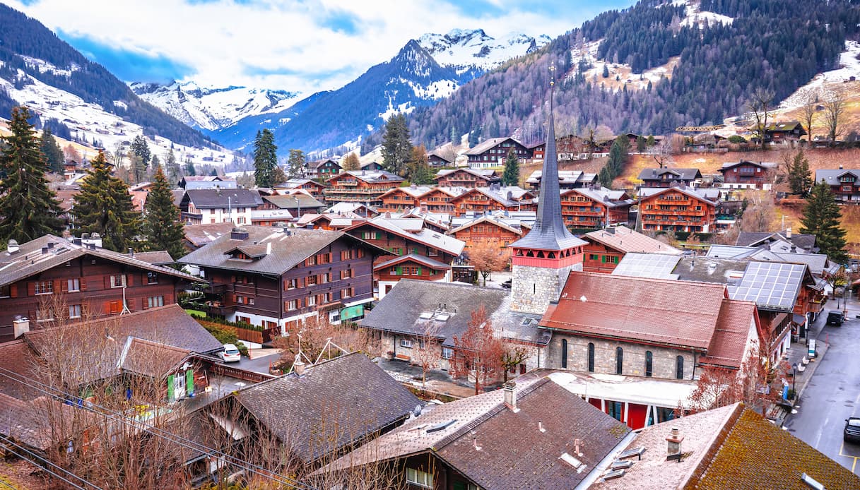 Gstaad in Svizzera, cosa vedere in questa destinazione di lusso