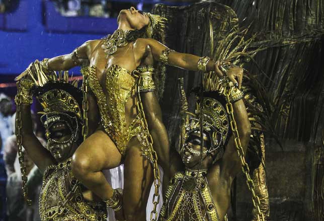 Brasile, le foto più sexy del Carnevale (in crisi) - Panorama