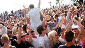 Ecco i 10 migliori beach party d’Europa. Top Ten del Times