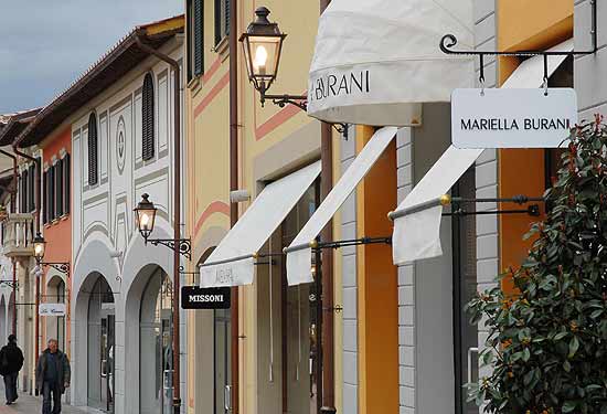 tod's serravalle outlet