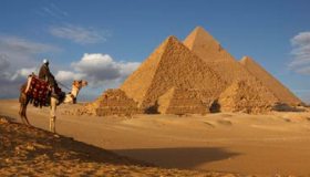 Piramidi, dall’Egitto al Messico, le costruzioni del mistero