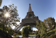Tour eiffel 1600 th