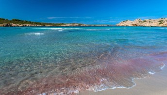 Minorca, le 10 spiagge più incontaminate e selvagge