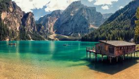 Il Lago di Braies: ecco perché ha questo colore