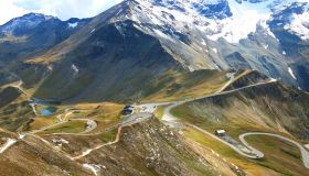 Affrontare una strada alpina in camper