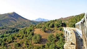 Viaggio in Corsica: in spiaggia col trenino