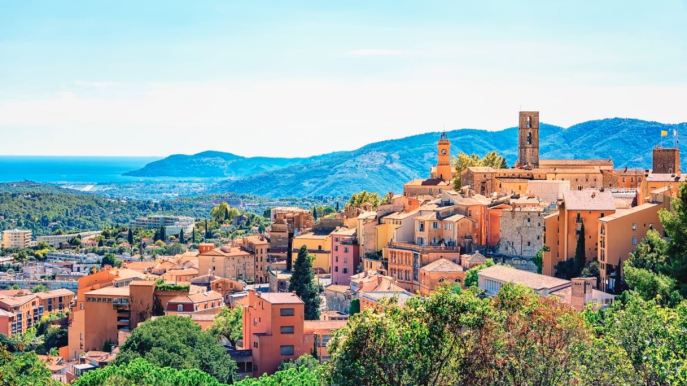 Visitare Grasse in Francia: la città dei profumi della Provenza