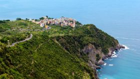 Trekking in Liguria: itinerari tra mare, borghi e natura