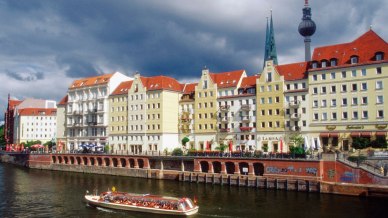 Berlino vieta Airbnb: dal 1 maggio solo camere, niente case