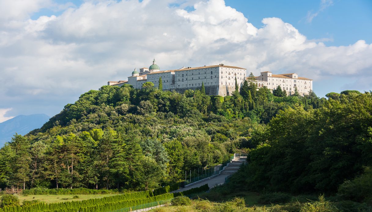Abbazia di Montecassino, monastero benedettino nel Lazio