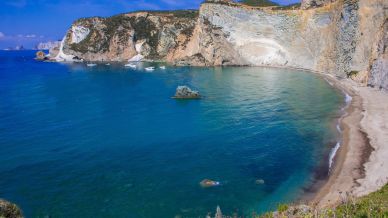 Segrete, solitarie e bellissime: queste spiagge vicino alla Capitale ti faranno sognare