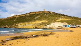 Spiagge per nudisti a Malta, le baie più belle dove vivere una vacanza naturista