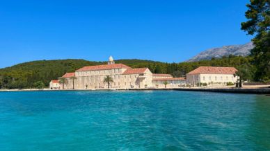 Come arrivare sulla stupenda isola di Badia in Croazia