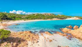 L’isola di Budelli e la spiaggia rosa: come arrivare e cosa vedere