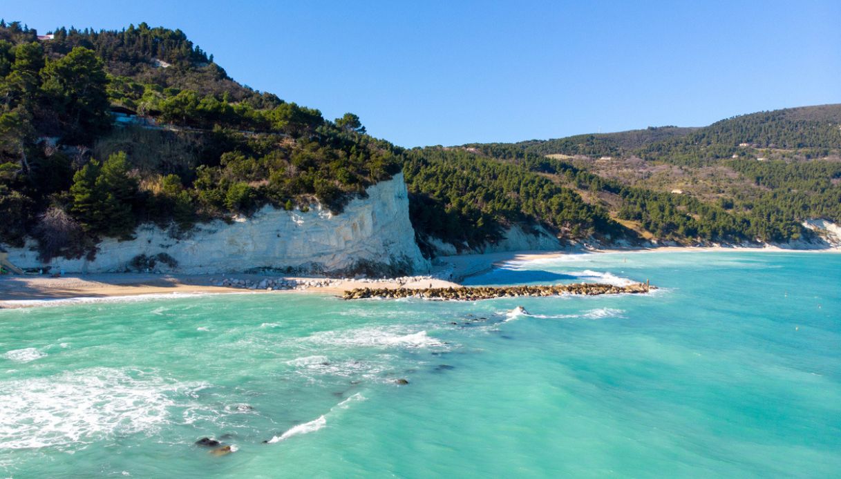 Spiagge di sabbia nelle Marche: un paradiso da scoprire