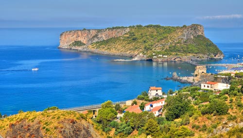 L'Isola di Dino vista dalla Calabria
