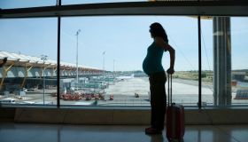 Le regole di Easyjet per volare in gravidanza (e qualche consiglio utile)