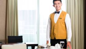 Cos’è il room service che c’è in albergo