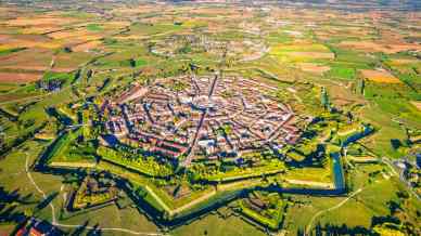 Palmanova, la città a forma di stella a 9 punte
