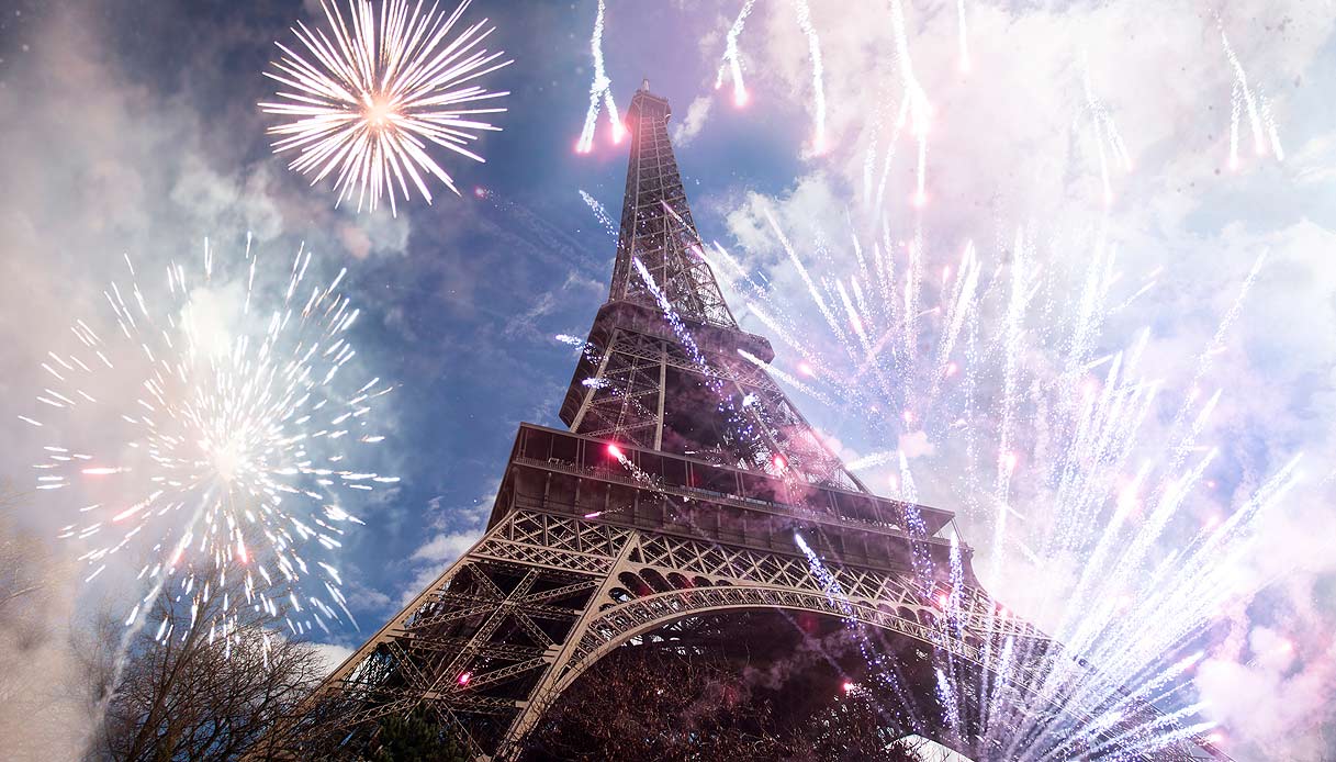 A Parigi il Capodanno è uno spettacolo