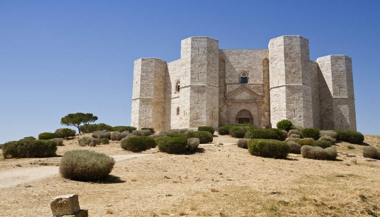 Il misterioso Castel del Monte in Puglia