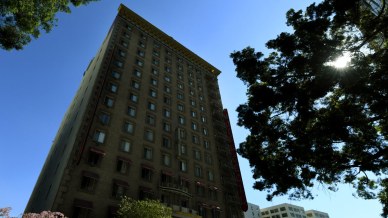 L’hotel Cecil di Los Angeles diventa un monumento storico: è chiamato hotel degli orrori