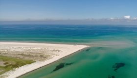 L’incontro tra i due mari che non si mescolano mai