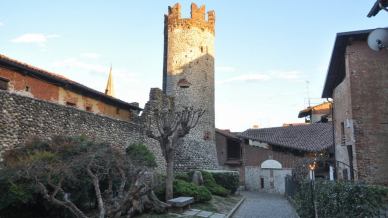 Un giorno al Ricetto di Candelo, autentico borgo medievale