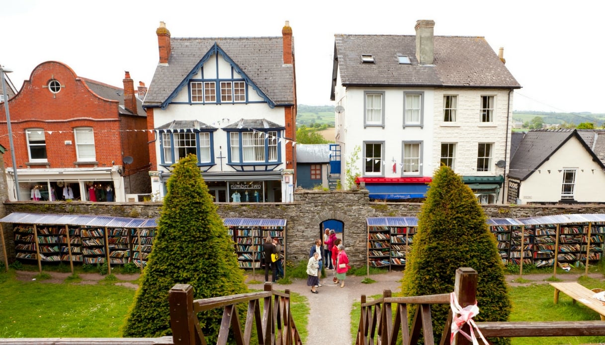 Hay-on-Wye, in Galles, è soprannominata la "città del libro"