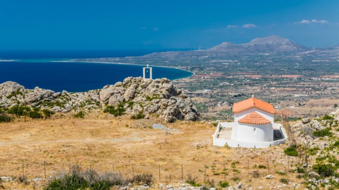 Viaggio a Neapolis: arte, storia e mare nella penisola greca