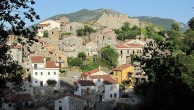 Cosa vedere a Trecchina: emozioni in quota sull’Appennino lucano