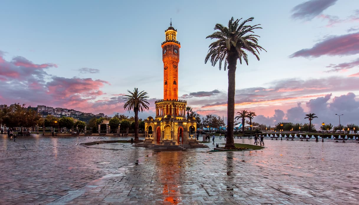 Torre dell'Orologio, Izmir
