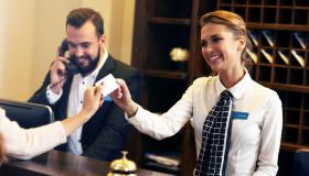 Ecco perché in albergo ti chiedono la carta di credito prima di soggiornare