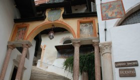 Cosa fare a Ronzone e dintorni: pellegrinaggio a San Romedio