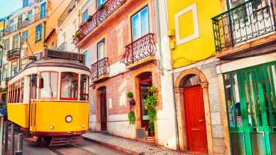 5 città del Portogallo: Lisbona, Alcobaça, Fatima, Porto, Coimbra