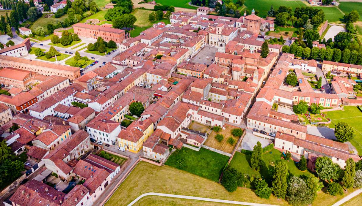 Visitare Sabbioneta, il borgo mantovano patrimonio Unesco