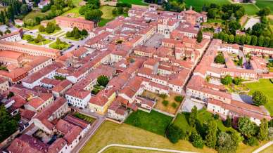 Visitare Sabbioneta, il borgo mantovano patrimonio Unesco