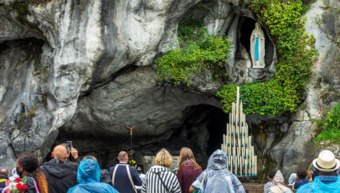 Grotta a Lourdes