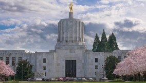 oregon-state-capitol-salem-capitale