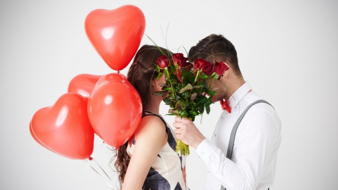 Regali San Valentino per lei: le idee per chi ama viaggiare