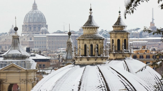 Meteo: freddo glaciale, neve a Roma e Napoli