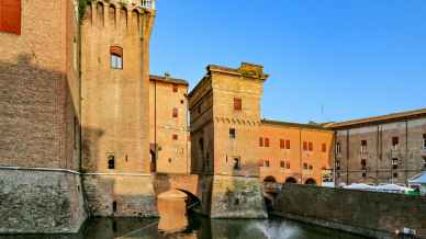 Sala dopo sala, il Castello Estense di Ferrara è uno scrigno di tesori, un viaggio nella storia