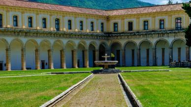 Come arrivare alla Certosa di Padula, ecco dove si trova e cosa vedere