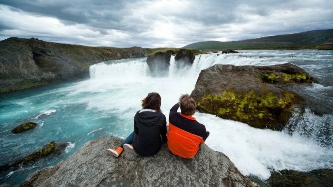 Viaggiare gratis in Islanda e pure pagati