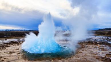 Geyser Strokkur, Islanda: come arrivarci e cosa vedere nei dintorni