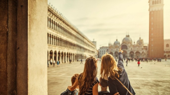Airbnb nomina Venezia come capitale mondiale del turismo di massa