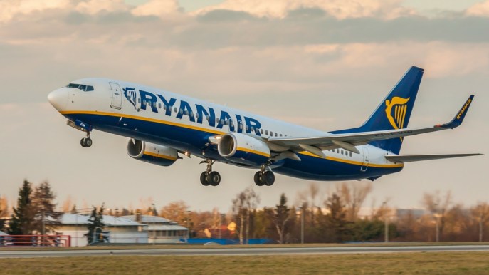Ryanair: check-in online gratis fino a 48 ore prima. Poi si paga