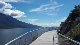 La nuova pista ciclabile cambierà il turismo del Lago di Garda