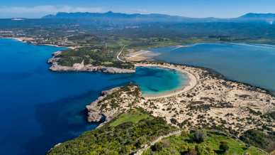 Costa Navarino in Grecia, la meta amata dalle star di Hollywood