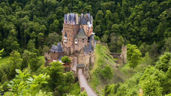 In Germania, alla scoperta dello straordinario Castello di Eltz